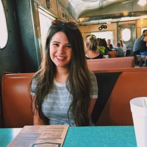 Meet your Posher, Maria